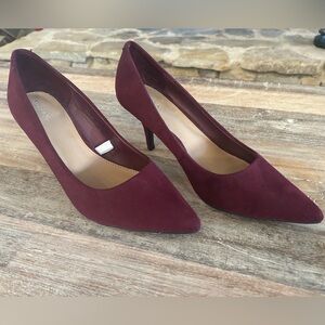 Merona Deep Red Burgundy Faux Suede Women's Heels, Size 9 NWOT